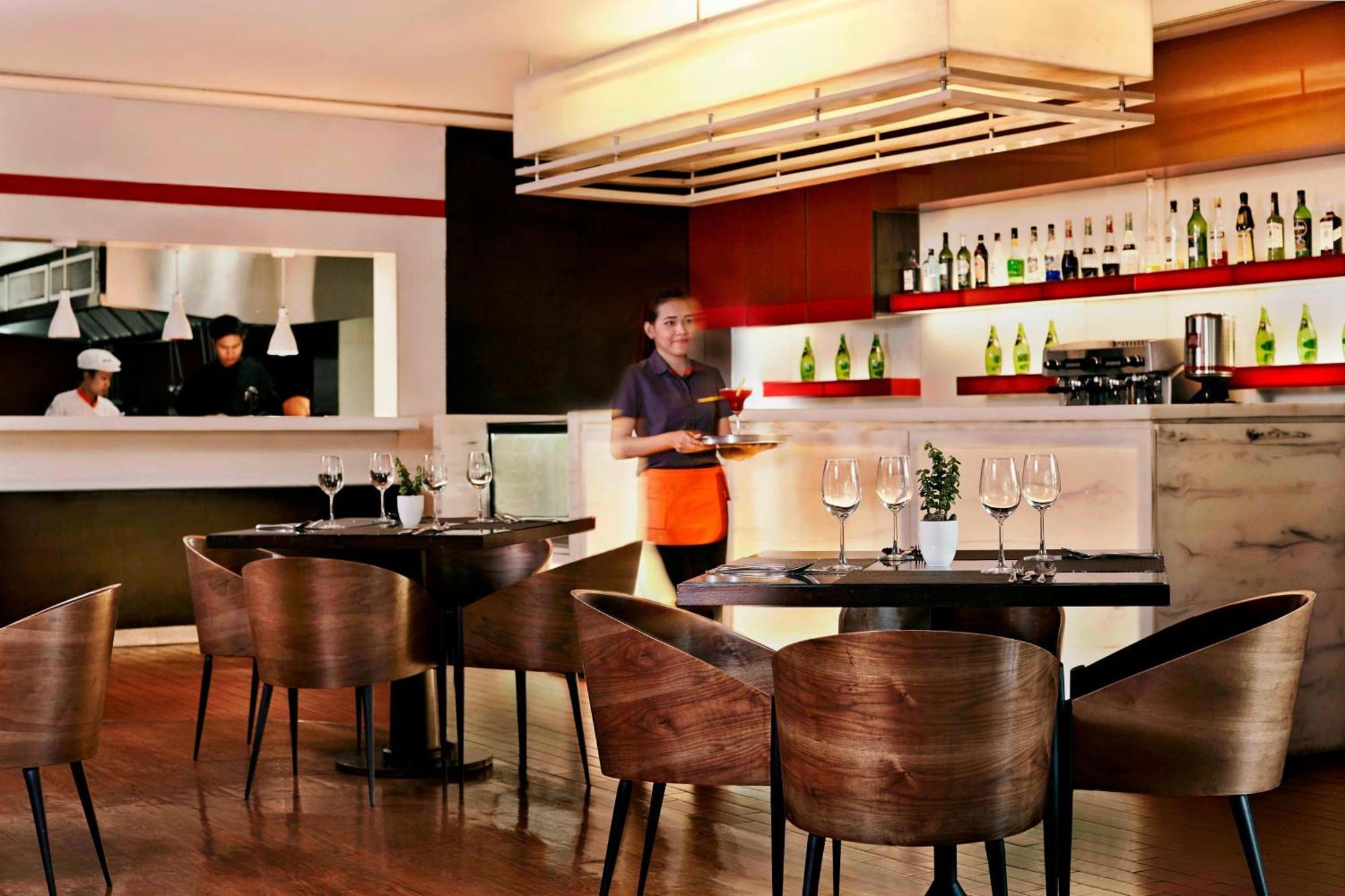 Sathorn Vista, Bangkok - Marriott Executive Apartments Kültér fotó